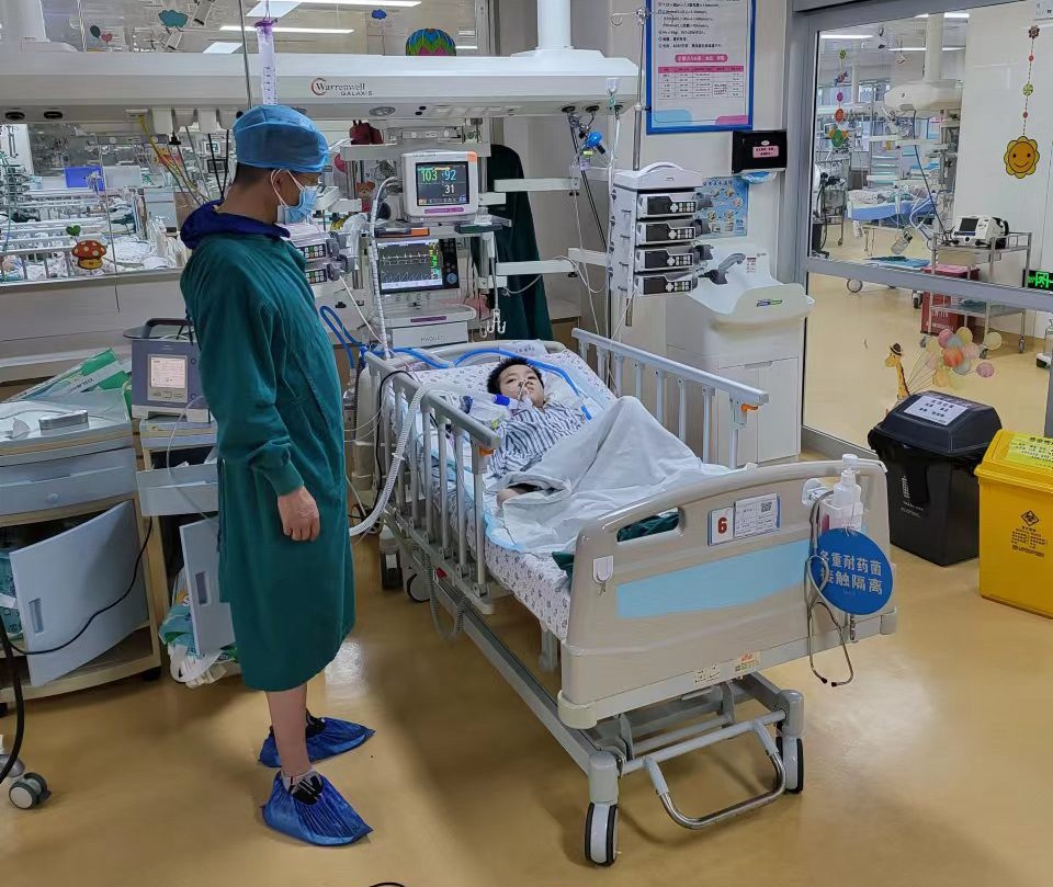 安庆跨省救护车出租公司